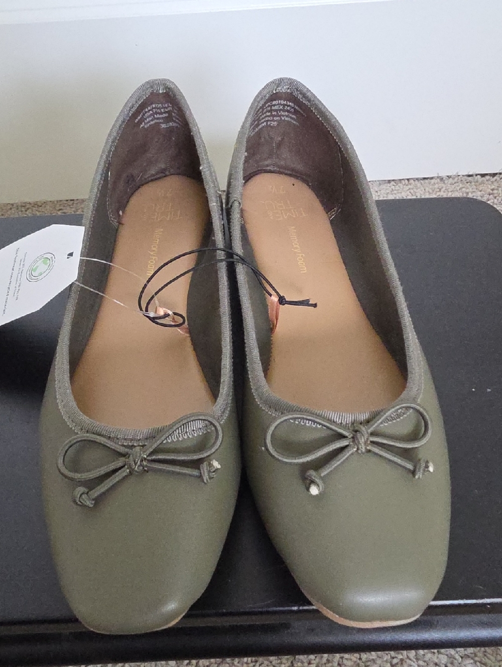 Time and Tru Olive Green Bow Ballet Flats